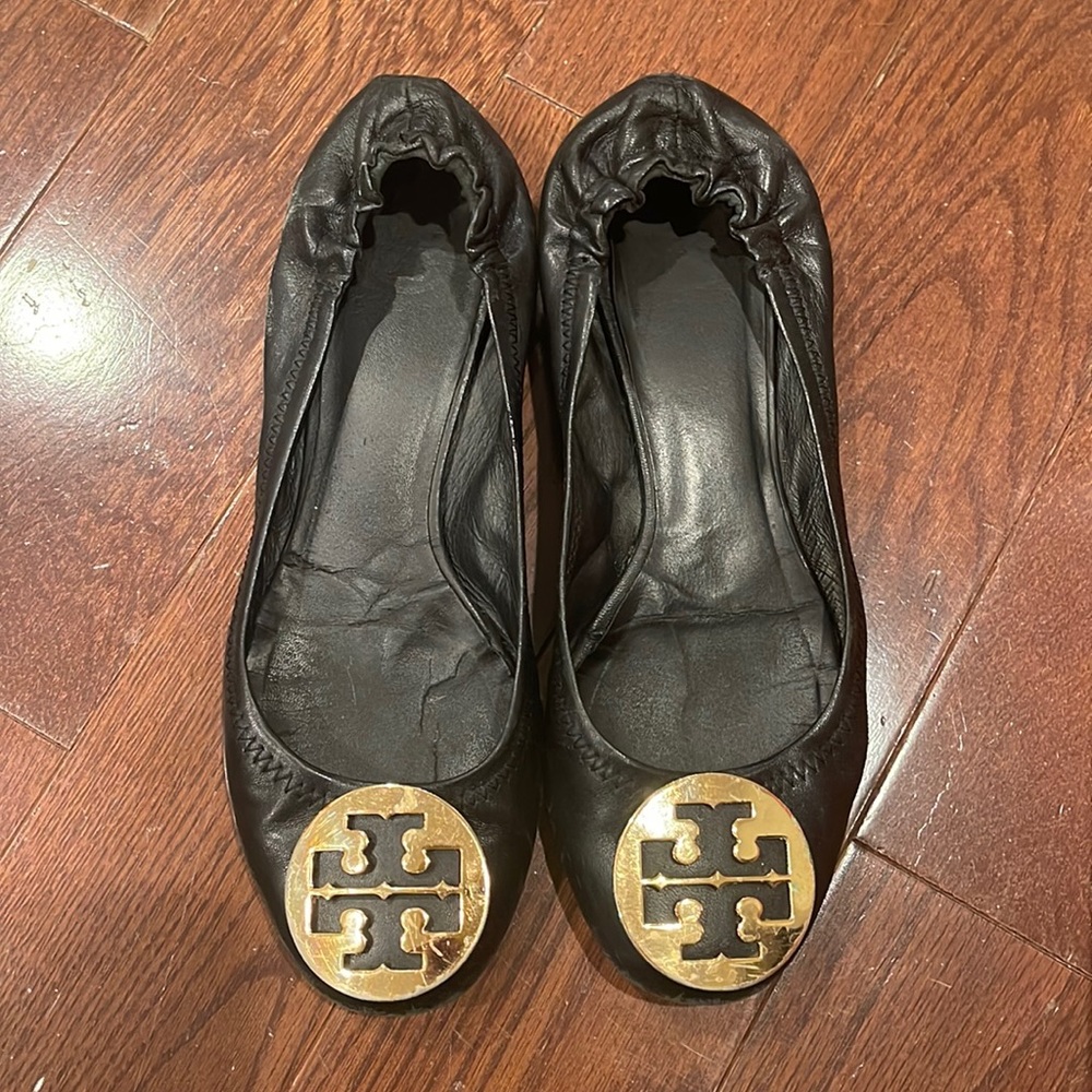 Tory Burch Classic Reva Black & Gold Ballet Flats, Size 8.5 w/ Original Box